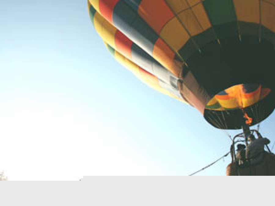Free balloon trip in sunny day